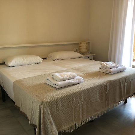 La Cala Azul 2 Bedroom Apartment With Big Sunny Terrace & Walking Distance To All The Amenities - Costa Del Sol ラ・カラ・デ・ミハス エクステリア 写真